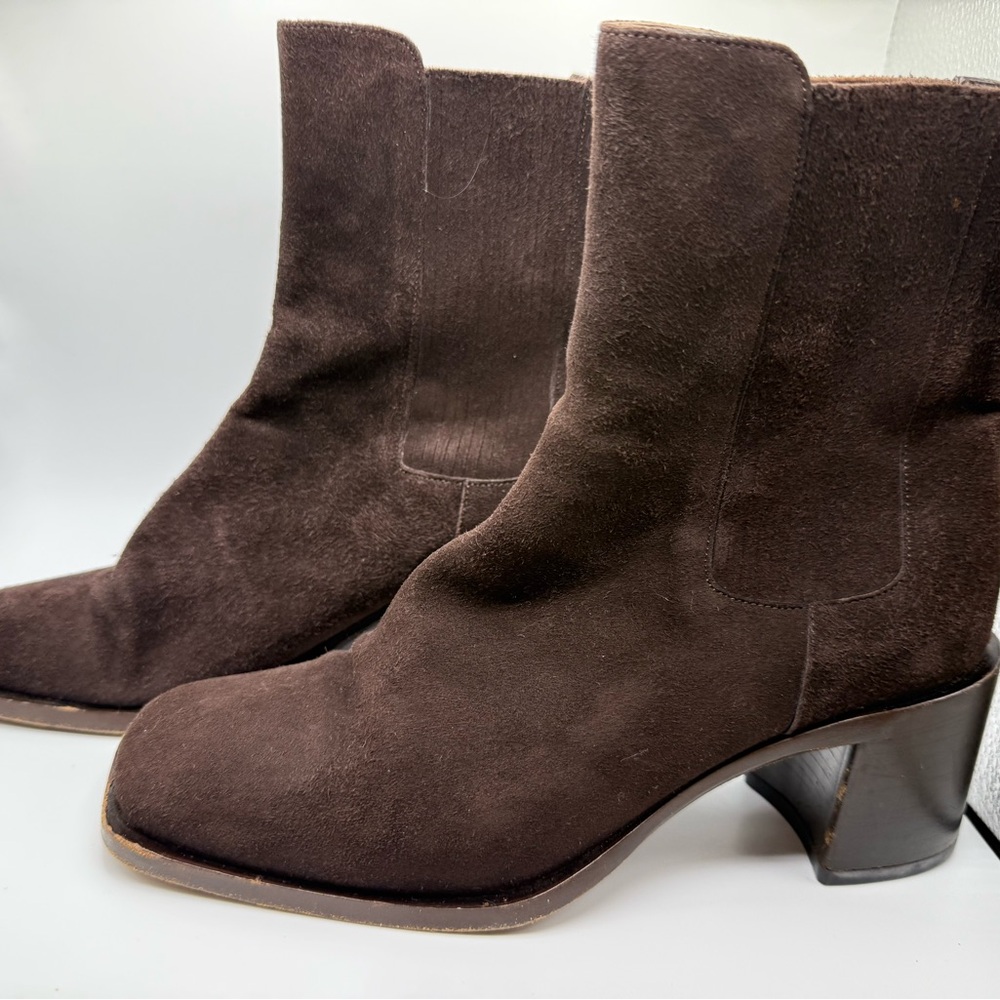 Jean Helpern Signature Elegant Dark Brown Suede Heeled Boots